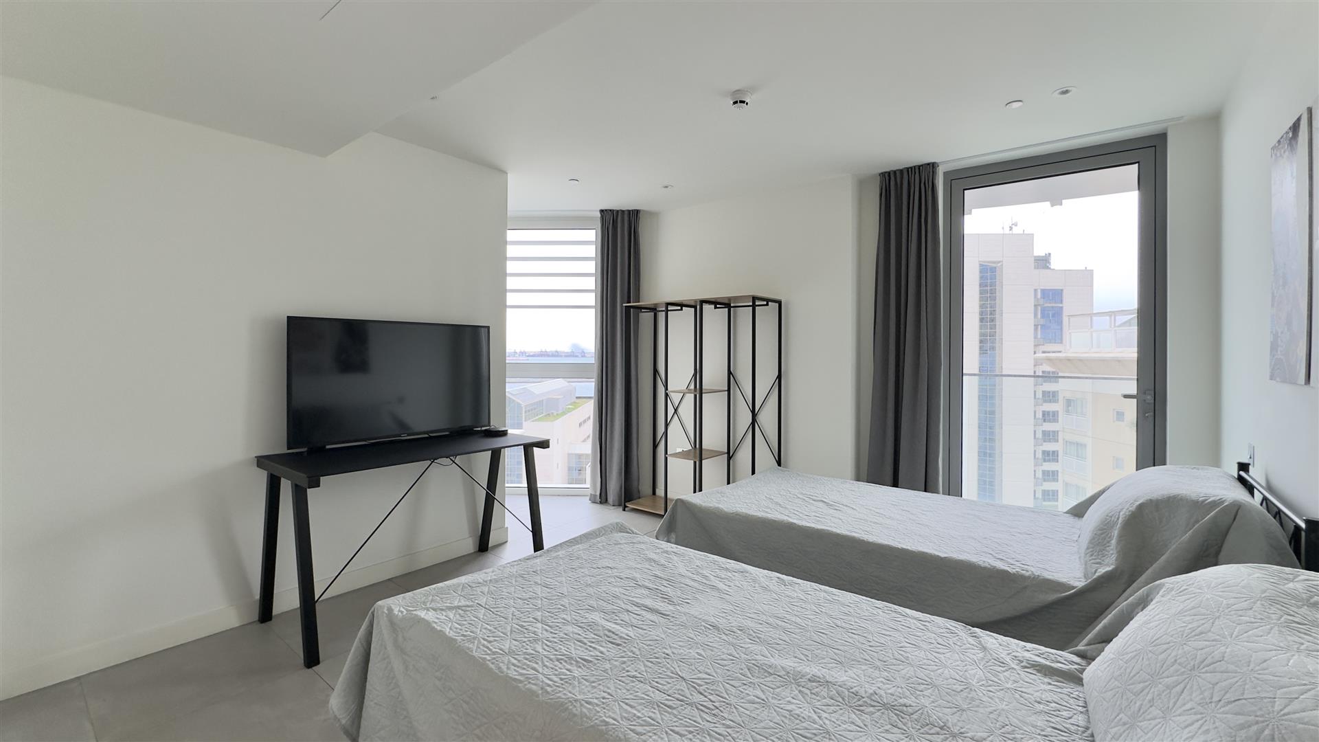 Image of Apartment - 3 Bedrooms - 2 Bathrooms for Rental in EuroCity-Gibraltar, Image 8